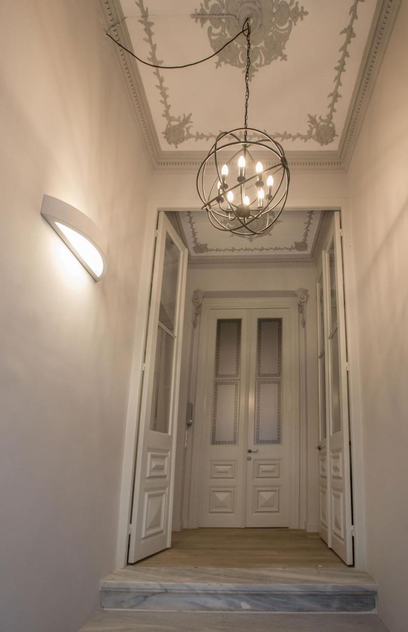 Sophisticated Apartment In Syntagma By Ghh Атина Екстериор снимка